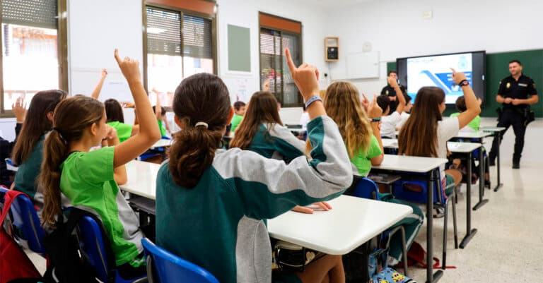 La Policía Nacional refuerza la educación digital y la lucha contra el acoso escolar en el nuevo curso