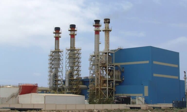 Puerto del Rosario exige limitar la expansión de la central térmica de El Charco y ofrece alternativas sostenibles