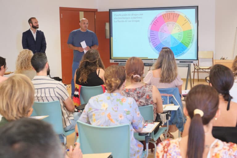 Fuerteventura avanza en la lucha contra las adicciones con una jornada formativa sobre sustancias psicoactivas
