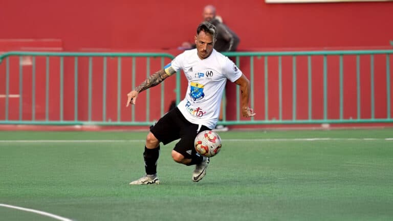 Alex Peraza alcanza los 350 partidos en Tercera División