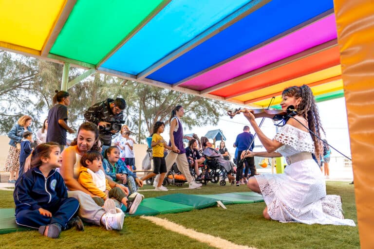 Puerto del Rosario une sus voces infantiles por los derechos de la infancia en el Día Internacional de la Infancia