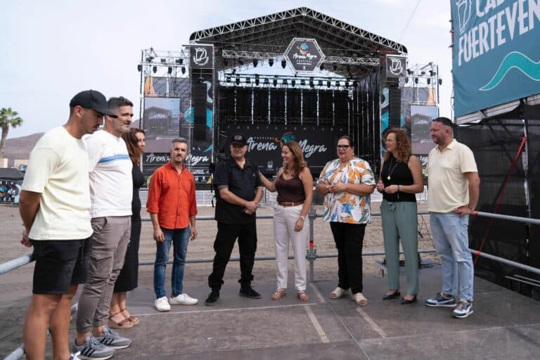 Gran Tarajal vibra con el Festival Arena Negra, con Gente de Zona y Manuel Carrasco a la cabeza
