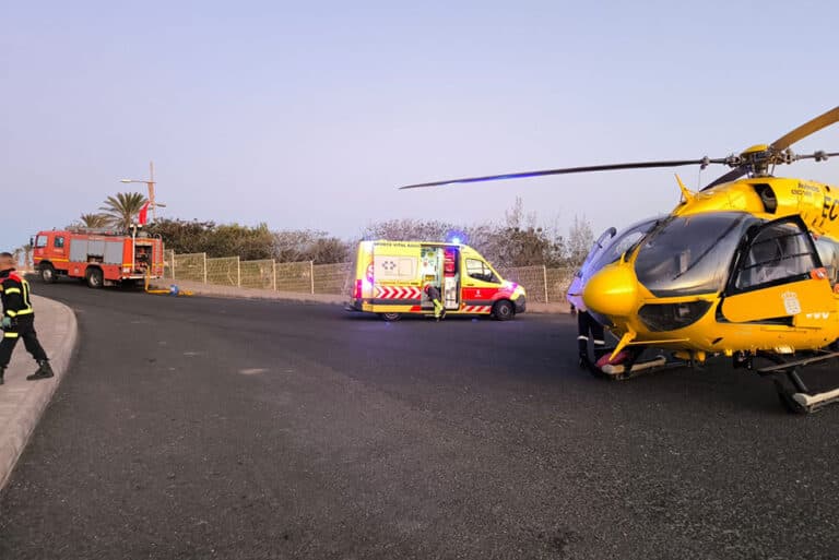 Mujer herida grave tras el vuelco de un buggy en Costa Calma