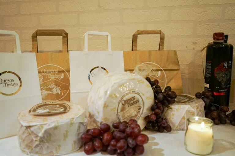 La Oliva presenta su riqueza gastronómica ante críticos de renombre internacional