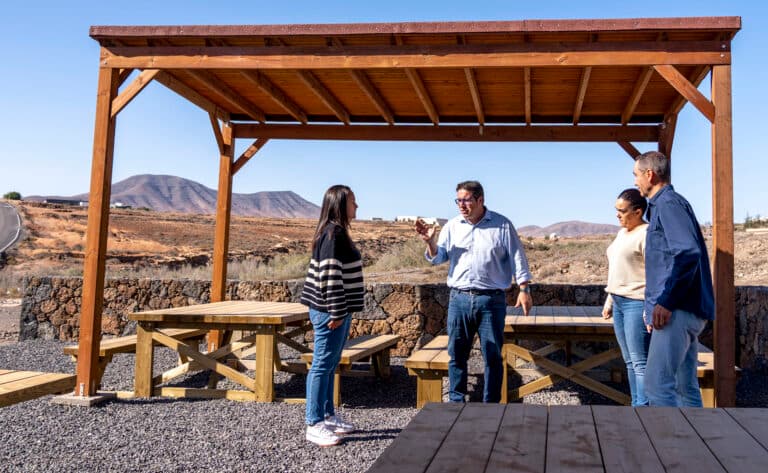 Puerto del Rosario amplía sus zonas de esparcimiento con nuevos merenderos y áreas de descanso
