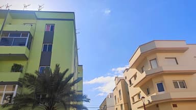 ¿Qué hacer si tienes un vecino problemático? La abogada Muriel Artiles nos lo explica en ‘Claro y Legal’