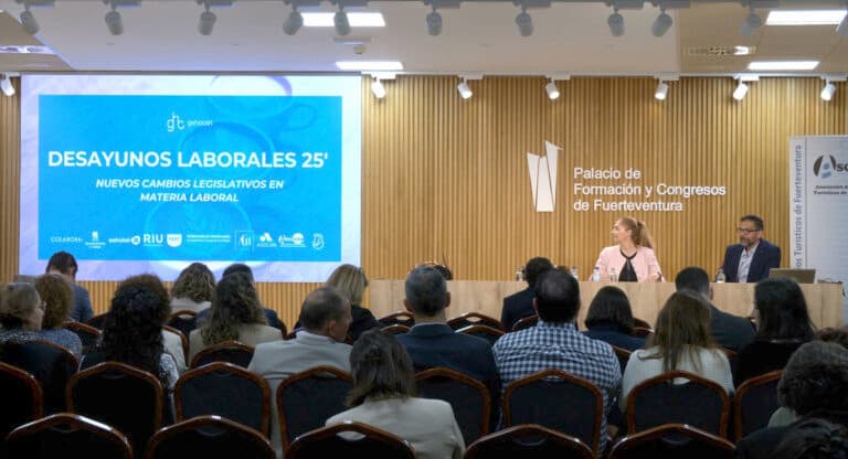 Los Desayunos Laborales 2025 en Fuerteventura analizan los retos normativos para empresarios y profesionales