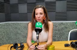 De León: «La CNMC plantea que las Viviendas de Protección Oficial puedan destinarse al alquiler vacacional»