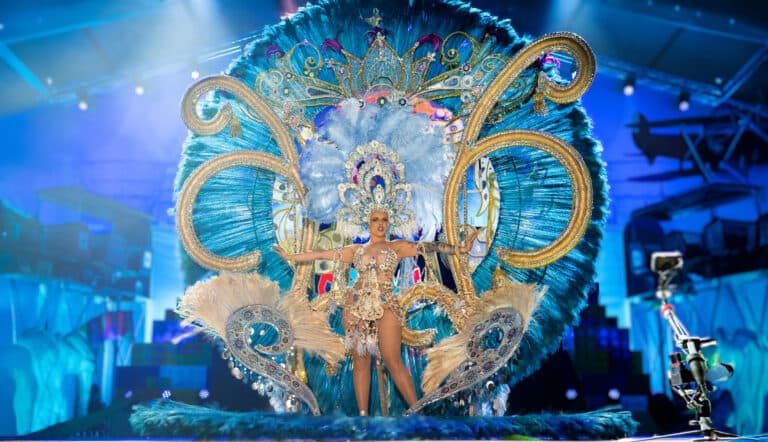 Puerto del Rosario ya tiene reina: Zuleima Hernández Castillo brilla en una gala histórica