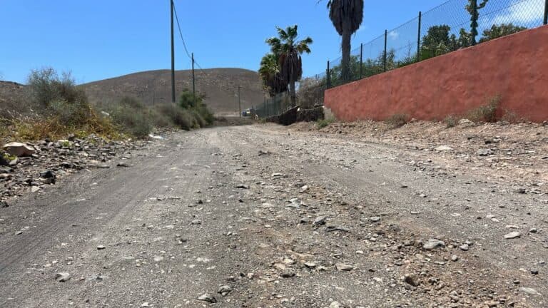 El PP de Tuineje reclama que se retome el asfaltado de los caminos rurales del municipio