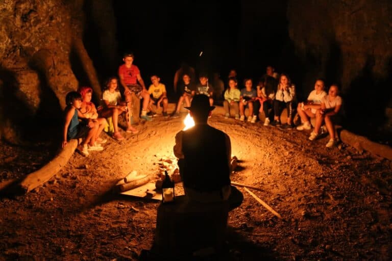 Un campamento pionero que educa el corazón y cuida la naturaleza