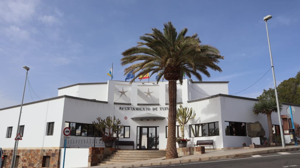 El PP denuncia el “abandono municipal” tras el cierre del servicio de Recaudación en Tuineje