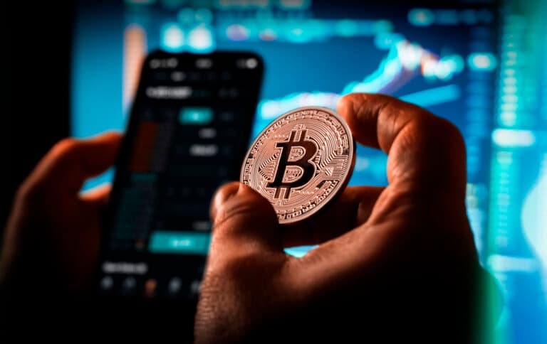 Estafan 23.000 euros a un vecino de Lajares con una falsa plataforma de inversión