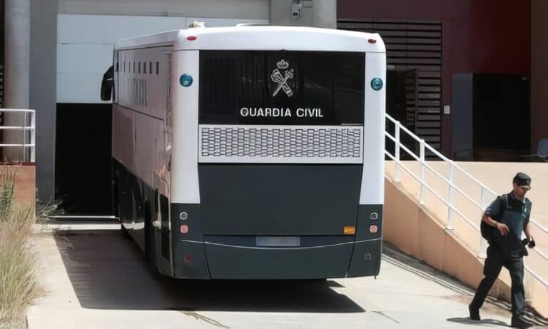 AUGC alerta de incumplimientos en traslados de presos entre Lanzarote y Fuerteventura