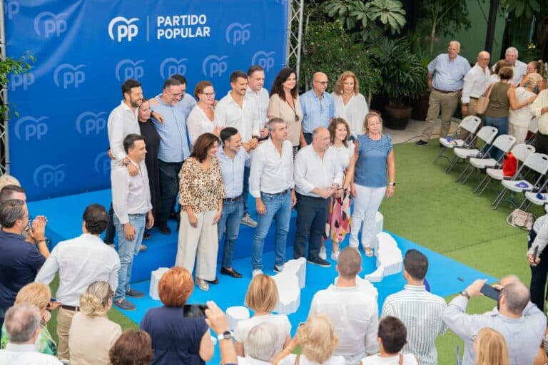 El PP de Canarias arranca el curso político pidiendo el fin del “sanchismo perverso” y denunciando el abandono del Archipiélago