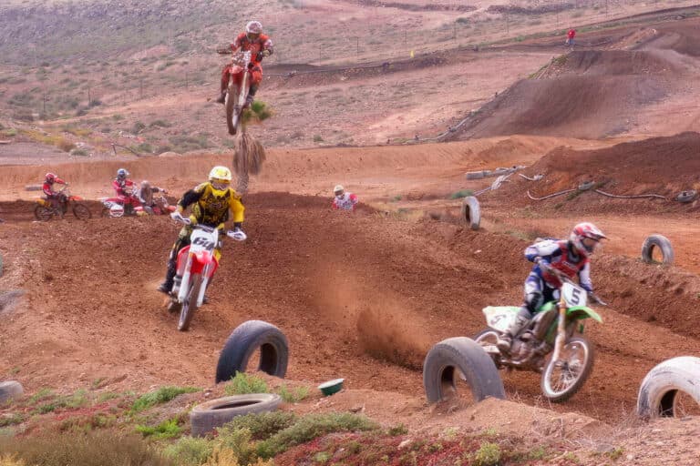 Antigua y los clubes de motocross reclaman la regularización del Circuito de Los Alares