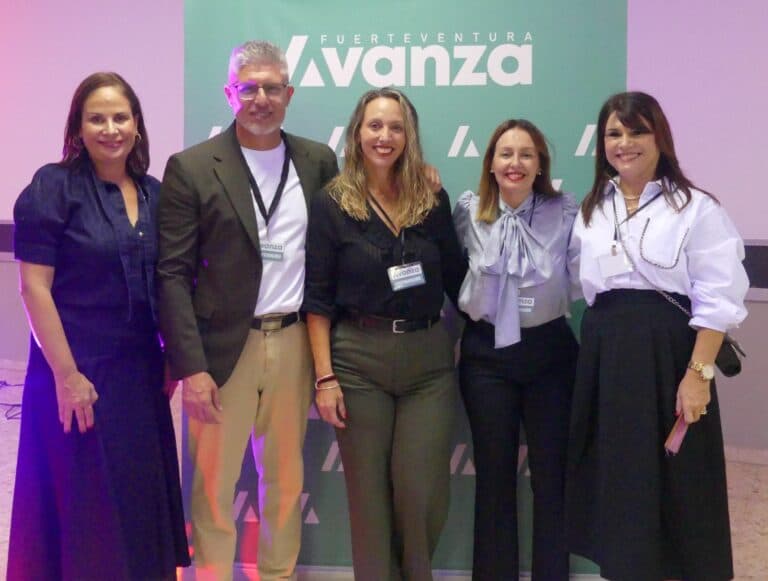 Peña Armas toma el testigo de su hermana Araceli y encabeza la nueva dirección de Fuerteventura Avanza