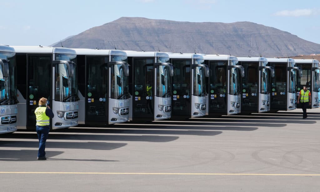 Fuerteventura estrena la flota de guaguas más joven de Canarias: antigüedad media de 3,8 años