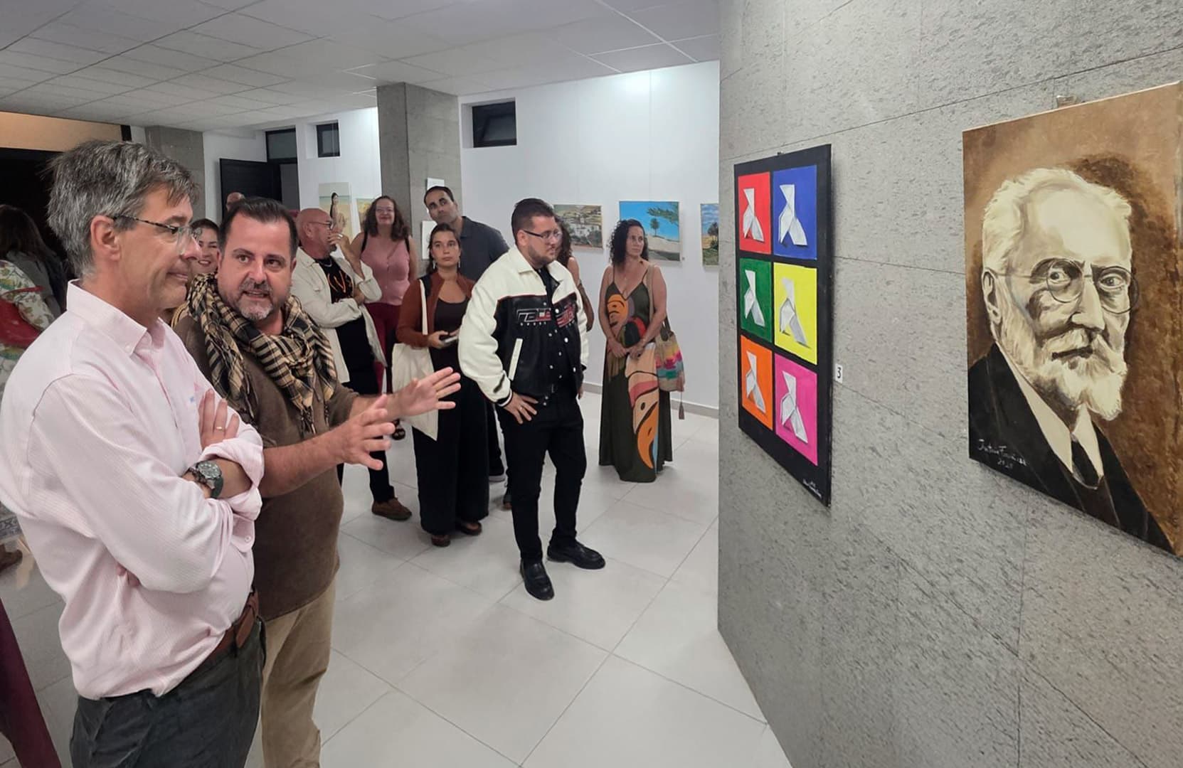 La Casa de la Cultura acoge tres exposiciones simultáneas que muestran el talento y la diversidad artística de Fuerteventura