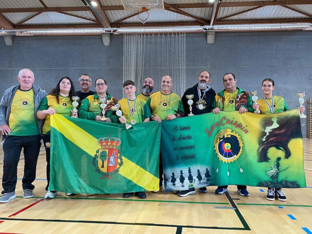 Tormenta de podios para los arqueros del San Crispín en el Campeonato de Canarias de Sala