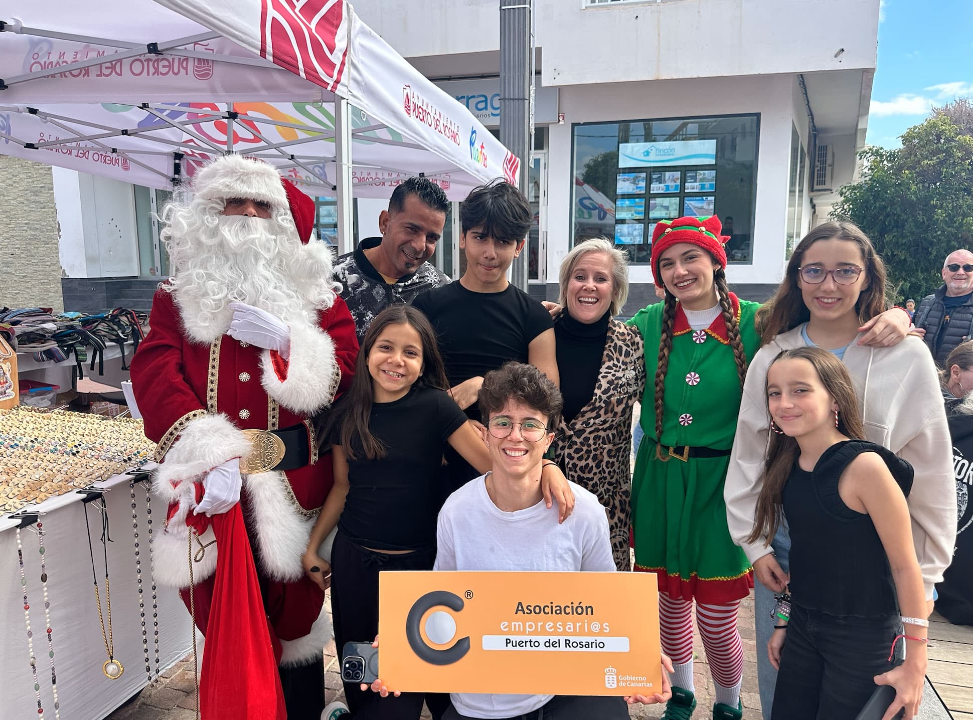 La Asociación Empresarios Puerto del Rosario entrega los premios de su campaña de dinamización navideña