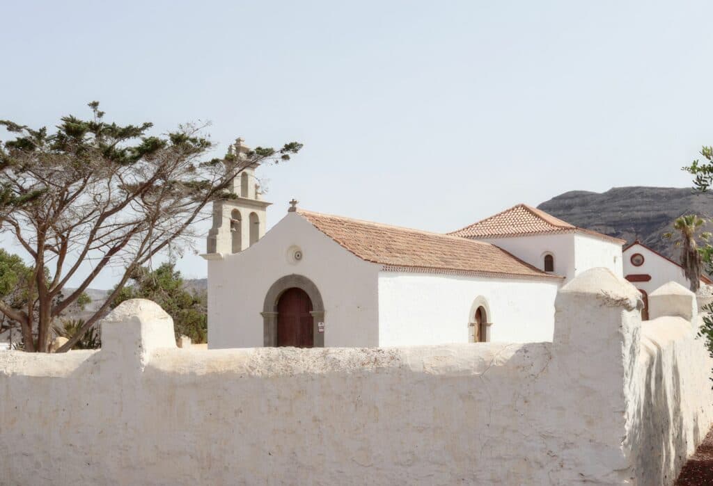 Ampuyenta acoge la tercera edición del Certamen Literario ‘Doctor Mena’