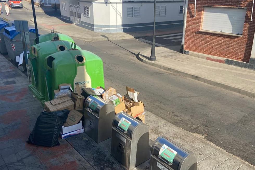 La Oliva aprueba un contrato histórico de limpieza viaria y recogida de residuos por más de 63 millones de euros