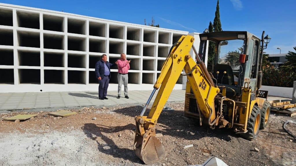 El Ayuntamiento de Antigua avanza en la modernización del Cementerio con una inversión de 750.000 euros