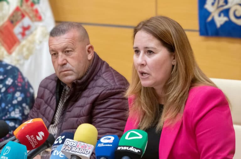 Lola García cesa a Matías Peña en el Cabildo y tensiona el pacto con el PSOE