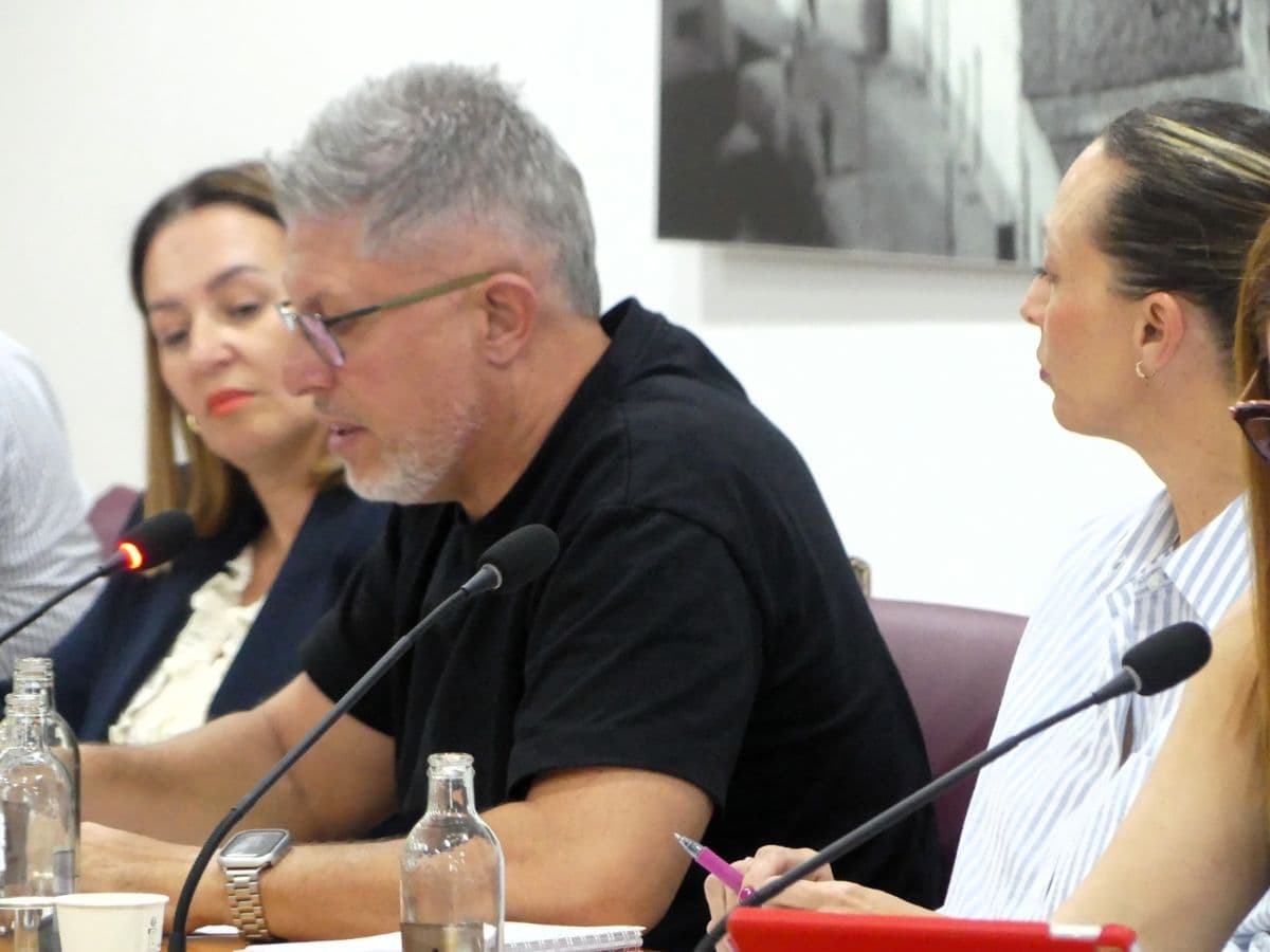 Fuerteventura Avanza exige explicaciones sobre el colapso del servicio de grúa y depósito municipal en Puerto del Rosario