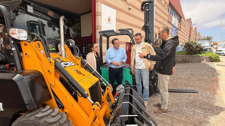 Nueva maquinaria en Puerto del Rosario: «Mejoramos las condiciones laborales y la calidad del servicio»