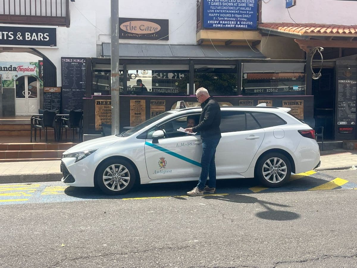«La tarifa del taxi lleva 14 años sin actualizarse, es hora de actuar», defiende Coalición Canaria en Antigua