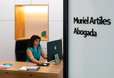 Tus dudas sobre bajas médicas o irte voluntariamente de un trabajo, te las resuelve la abogada Muriel Artiles en Radio Insular Fuerteventura