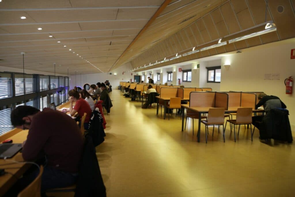 Tu TFG puede valer 3.000 euros: Lanzan los premios universitarios con mayor dotación económica en Canarias