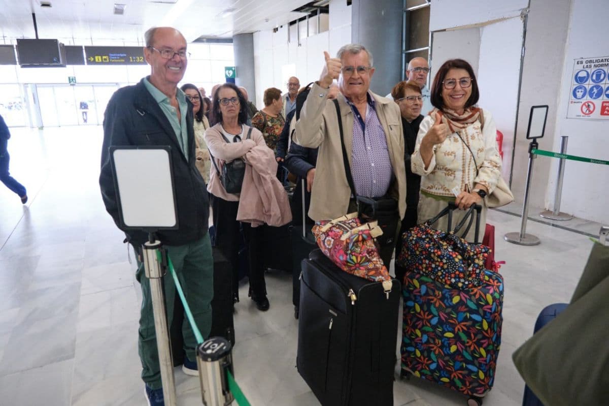 El programa «Canarias se mueve» ofrece vacaciones a 600 mayores de 60 años en Murcia