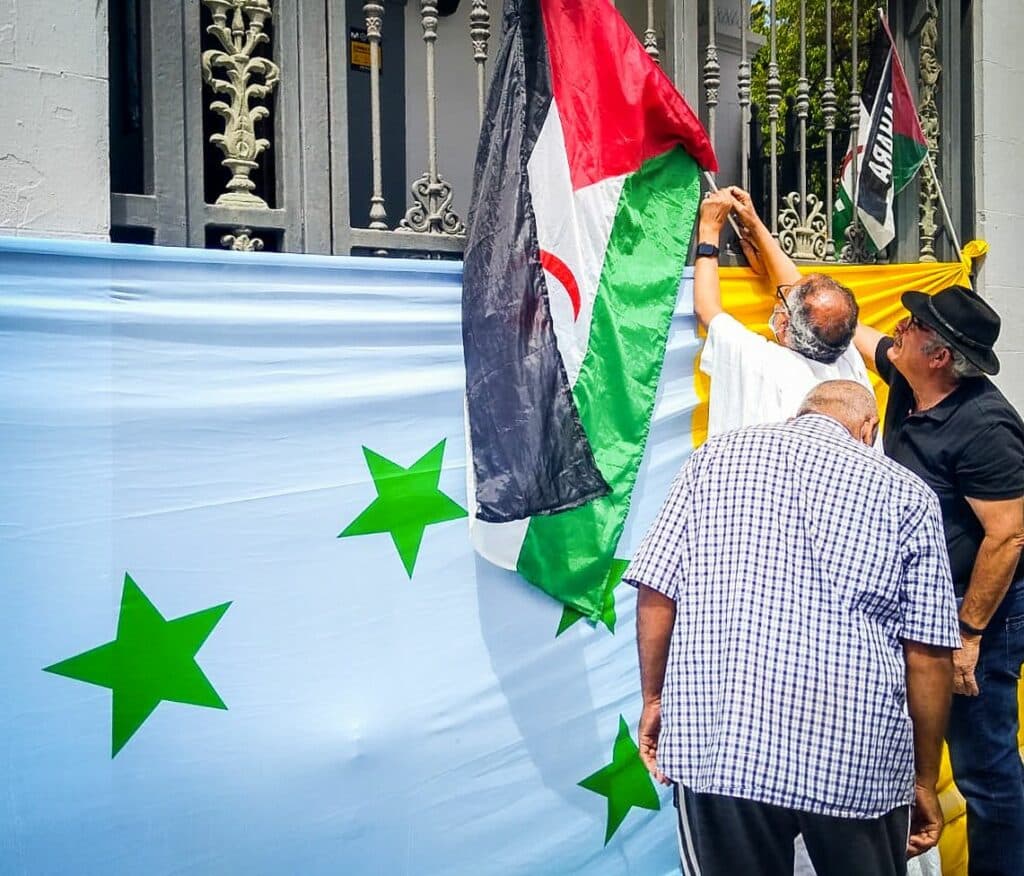 AM-CC denuncia trato discriminatorio del Estado hacia los saharauis en la regularización migratoria