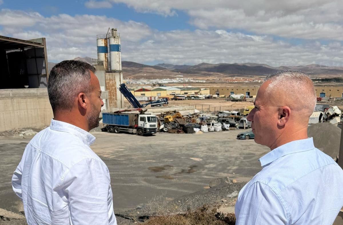 Paralizada la ubicación del punto limpio en la entrada turística de El Castillo