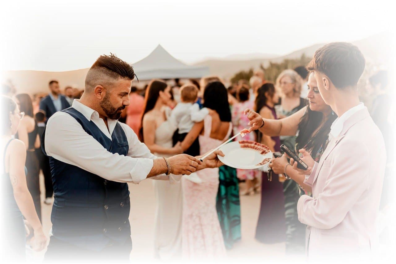 Josele Prieto, el mejor cortador de jamón del mundo, llevará la excelencia española a la alta cocina de Eslovaquia