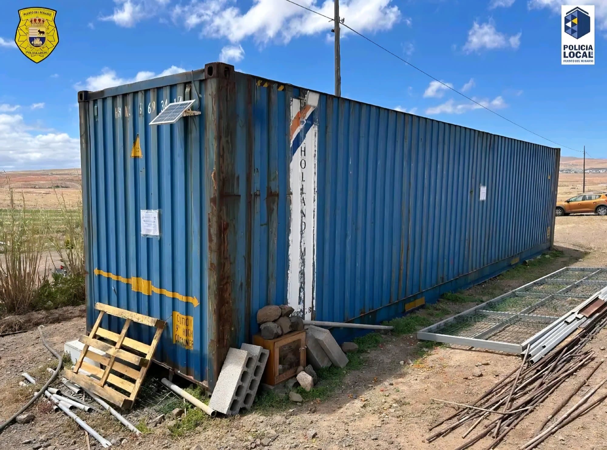 La Policía Local de Puerto del Rosario precinta un contenedor ilegal en El Almácigo
