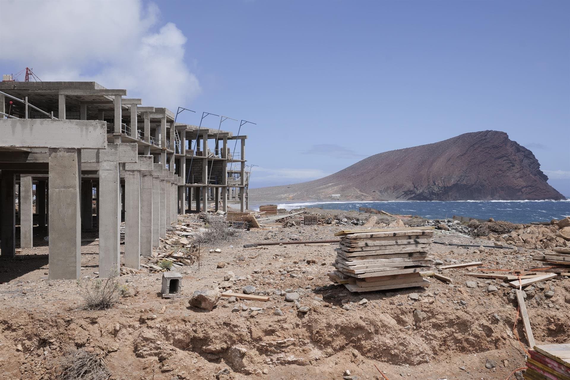 Fuerteventura conserva solo el 9% de su suelo agrícola costero mientras Canarias pierde cuatro kilómetros de costa natural cada año