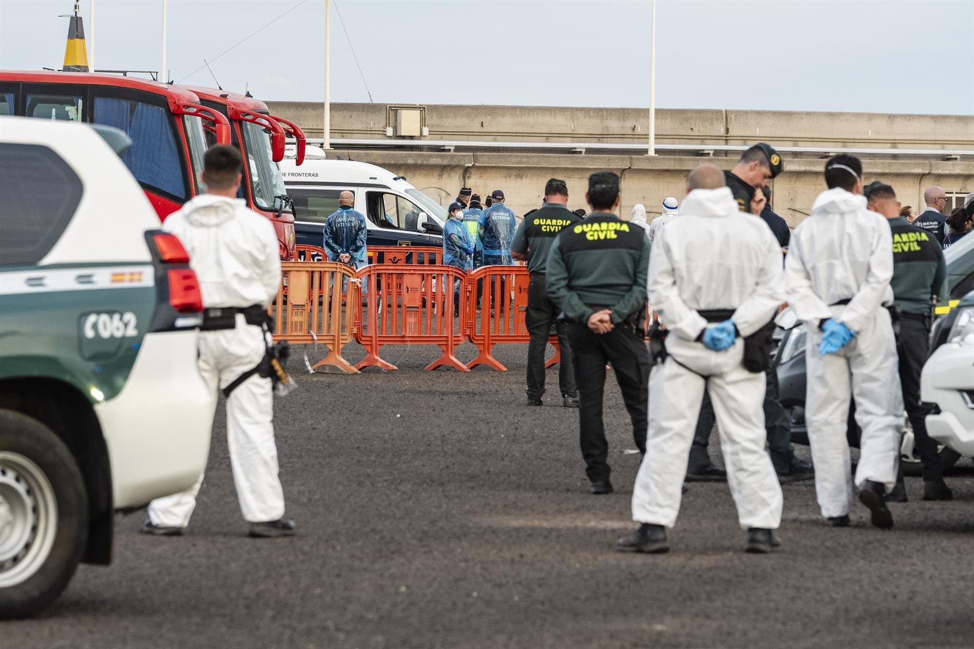 Un español del crucero ‘MV Hondius’ da positivo provisional en la prueba PCR tras su repatriación a Madrid