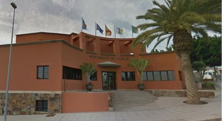 Tuineje renueva la adjudicación del servicio de postales y telegráficos del municipio