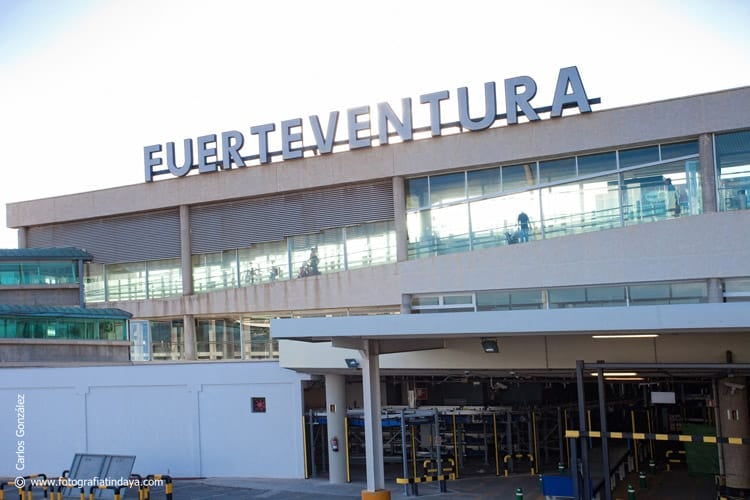 En peligro el empleo de 50 trabajadores de la restauración en el Aeropuerto de Fuerteventura