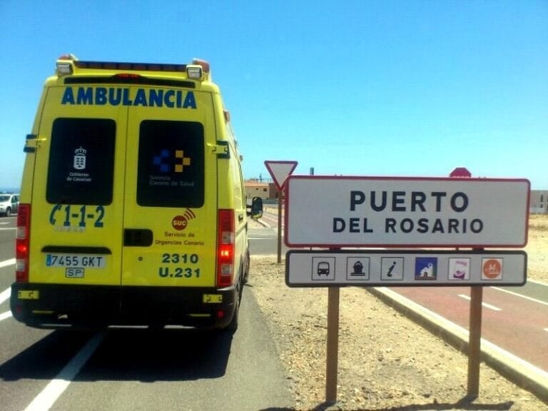 Un motorista fallece tras chocar con un turismo en Fuerteventura