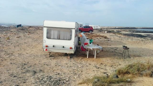 El Cabildo de Fuerteventura avanza en la regulación de acampadas con la nueva ordenanza insular