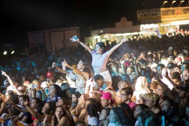 Celtas Cortos se sube al escenario de la Beach Party