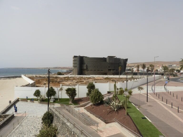 La quinta ola amenaza con devolver a Fuerteventura al Nivel 3