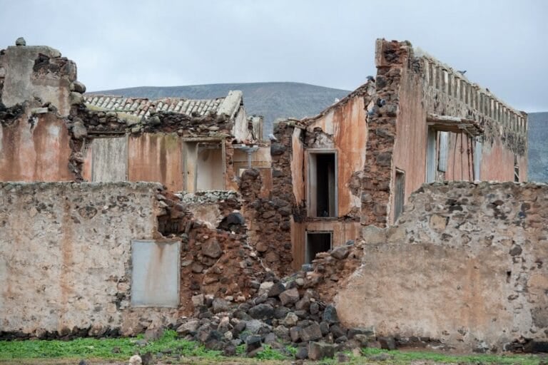 CC apremia a la conservación de la Casa del Inglés con un concurso de proyecto arquitectónico