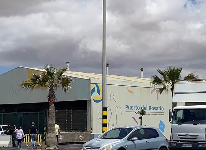 Rescatados 71 migrantes que serán trasladados a la nave del muelle de Puerto del Rosario