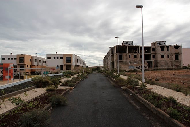 Una mujer herida grave al asaltarla dos perros en Puerto del Rosario